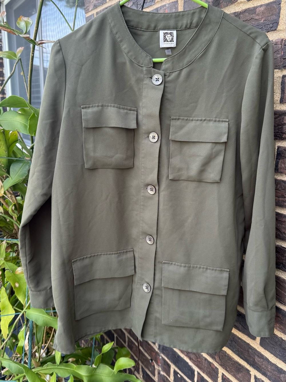 Women’s Anne Klein Olive Green Henley classy Blouse SZ-S